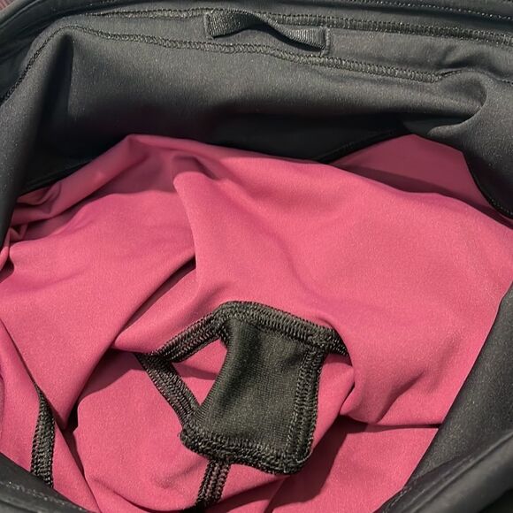 lululemon Run The Day Crop Low Tide Blush Berry Black Nulux Sz 6 - Picture 9 of 11